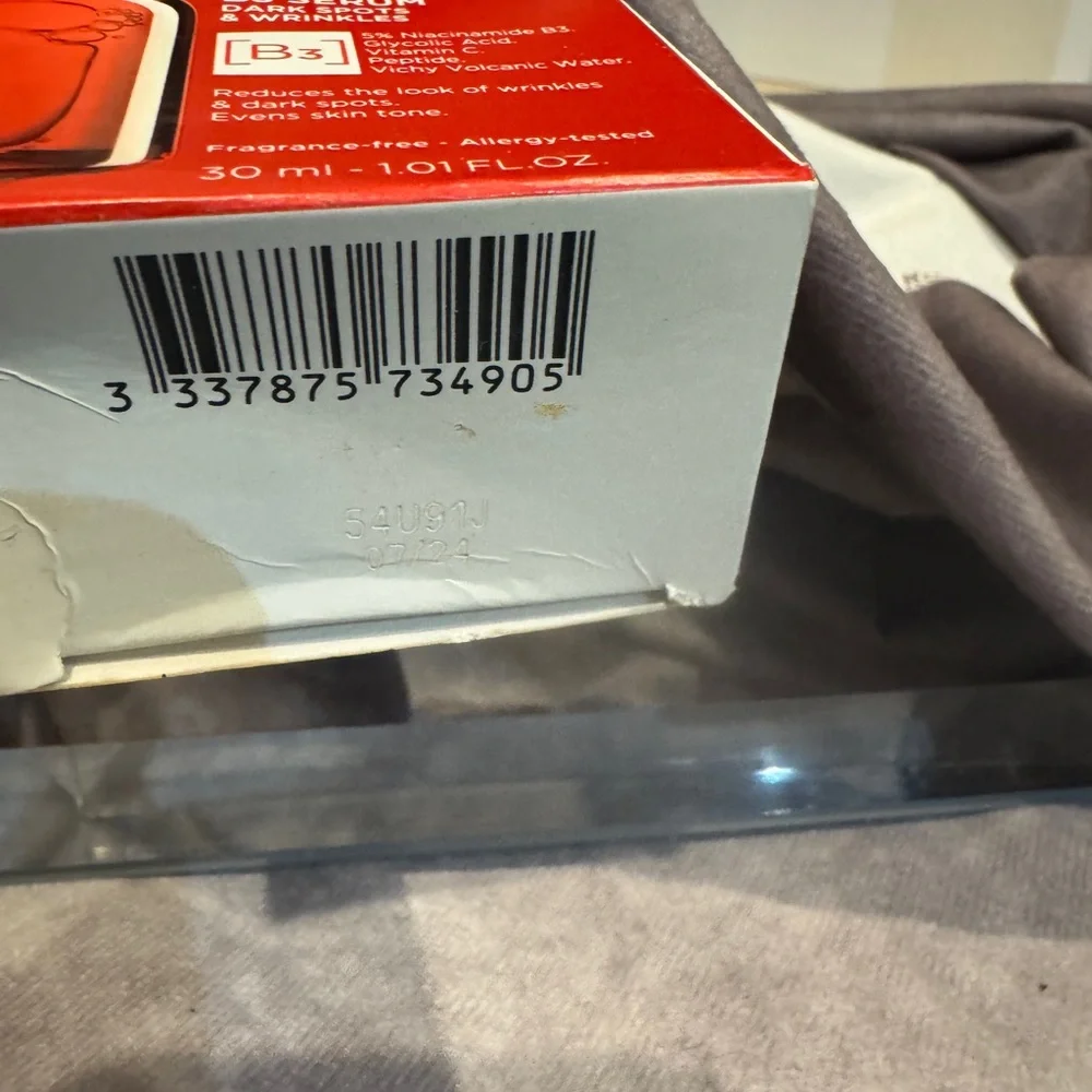 L'Oreal‎ Hydration Cream - Red Packaging